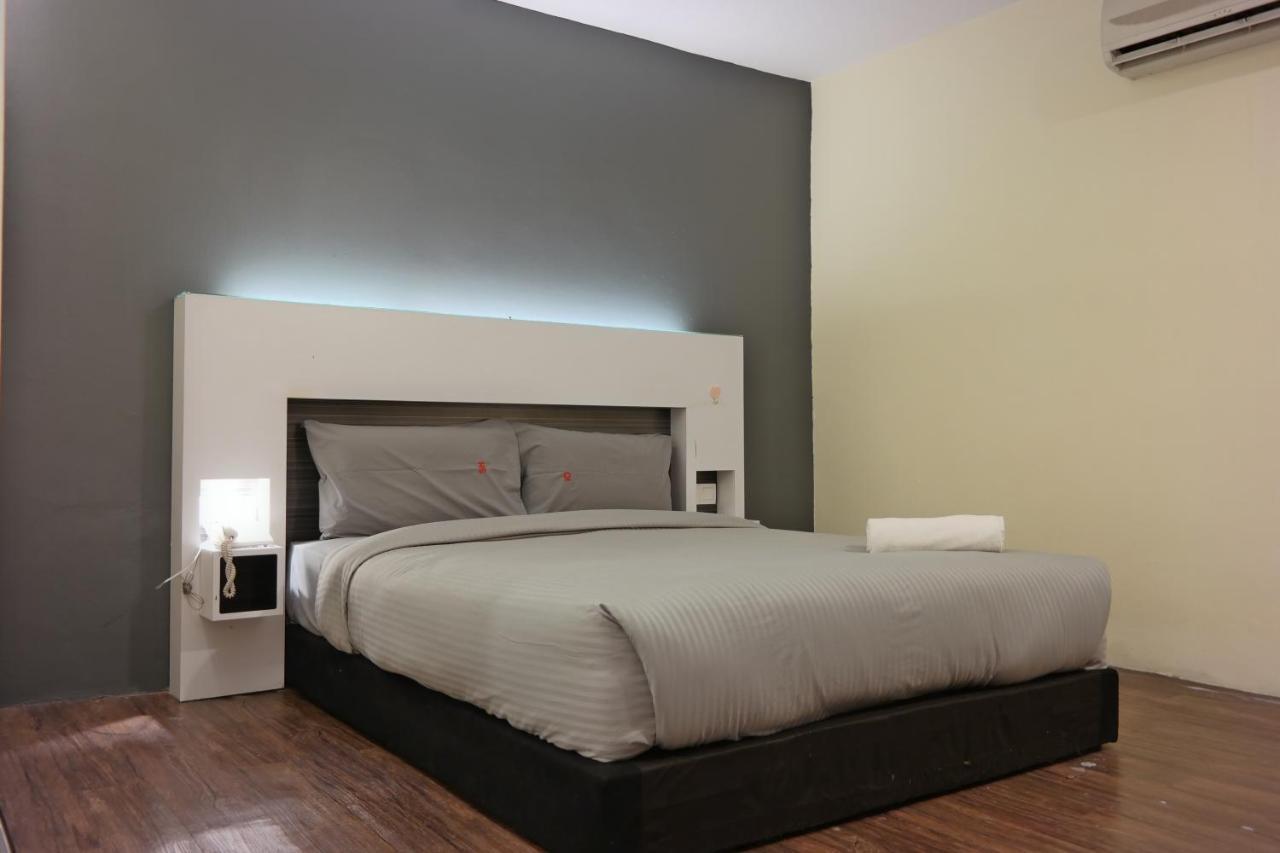 Summer Oscar Boutique Hotel سوبانغ جايا المظهر الخارجي الصورة